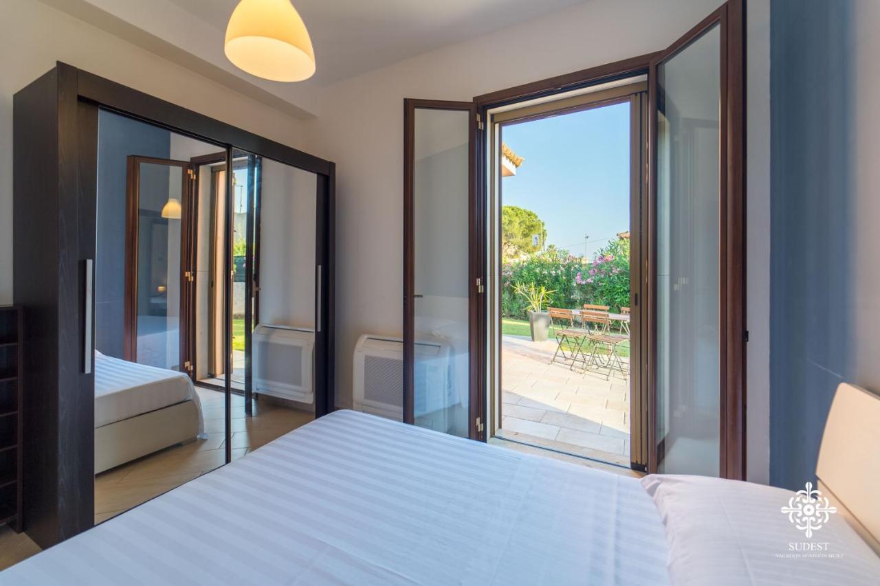 Villa Seaside - Beach Retreat With Jacuzzi Syracuse Exterior foto
